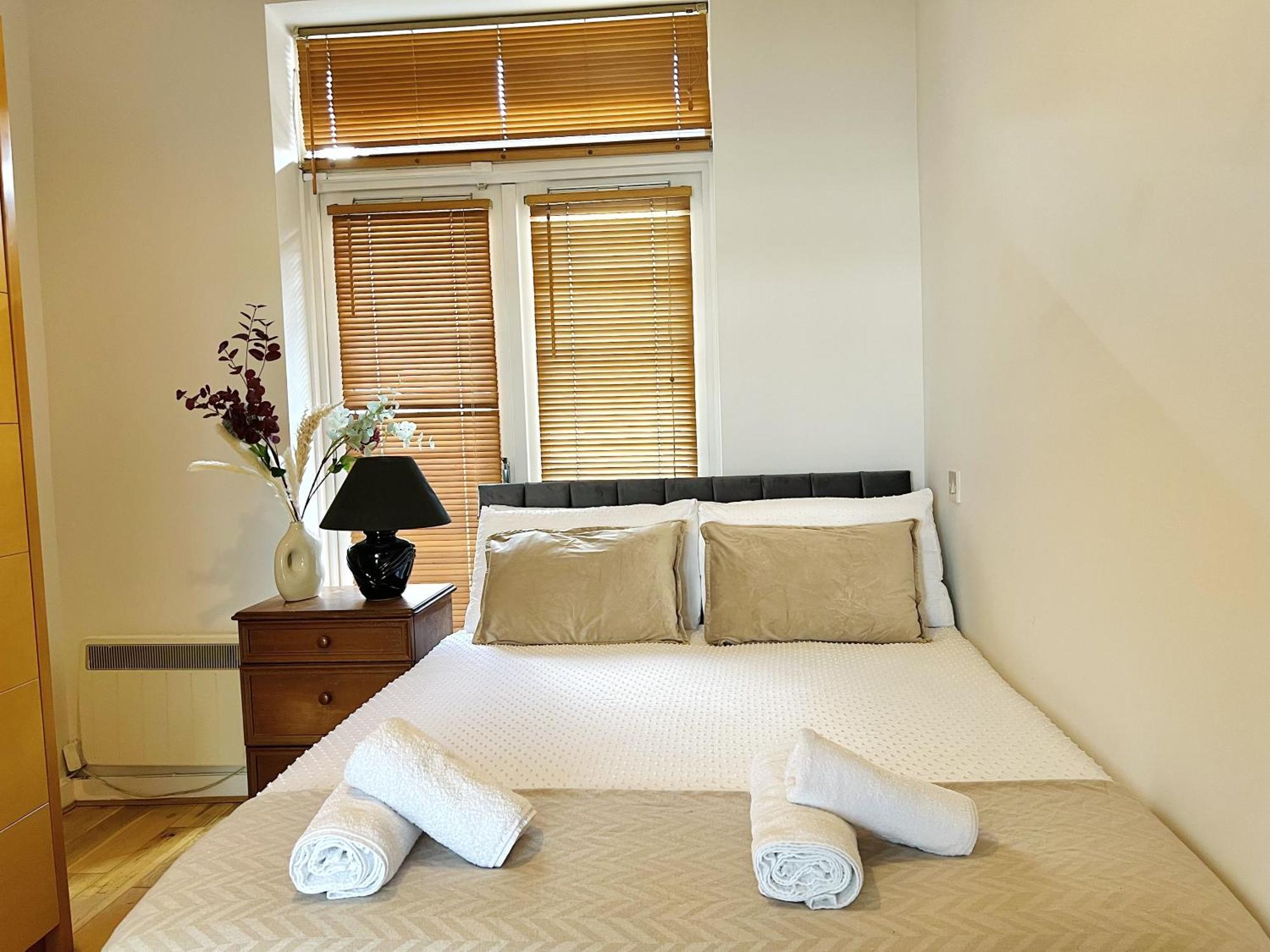 Cosy River View Flat At Temple Bar Δουβλίνο Εξωτερικό φωτογραφία